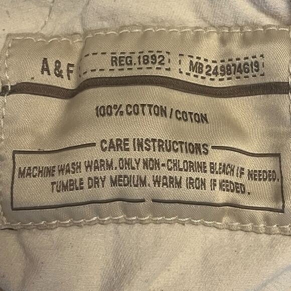 Vintage Abercrombie Fitch Distressed Cargo Shorts Mens 32 Khaki Utility Baggy 9” - Picture 7 of 10